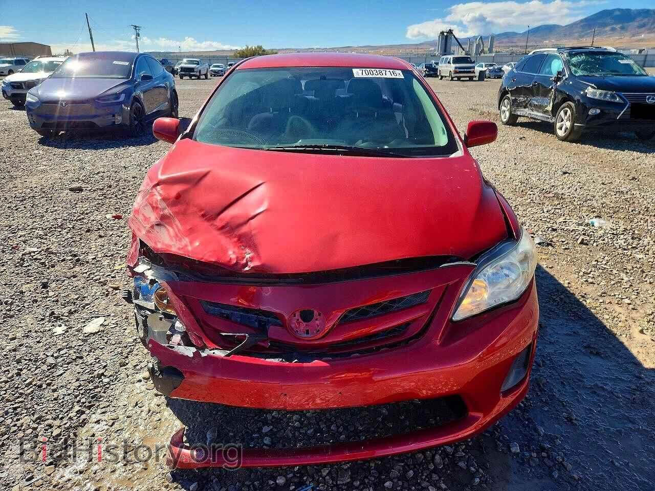 2011 TOYOTA COROLLA - VIN: 2T1BU4EE8BC585203 - Фото 5