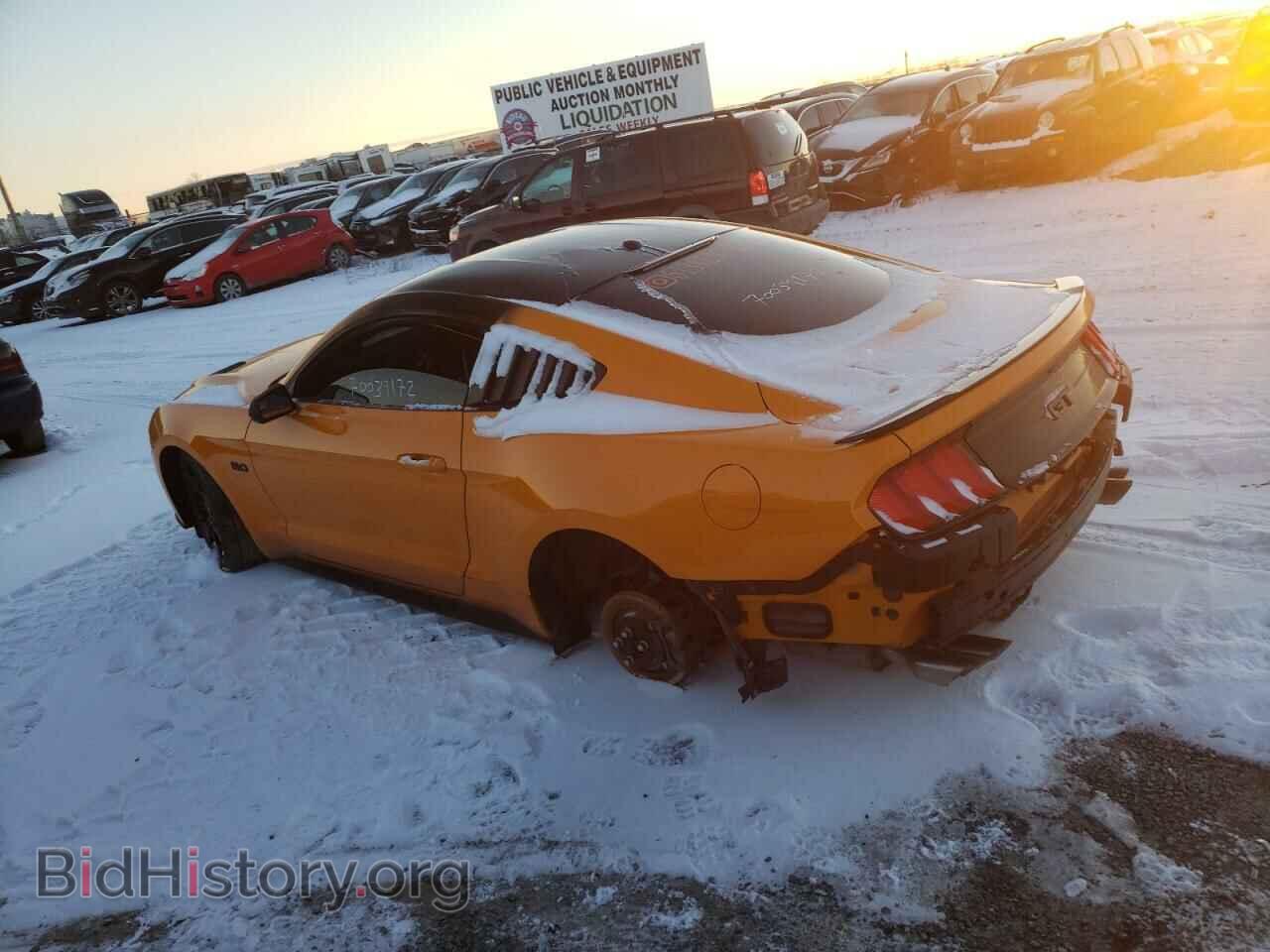 2019 FORD MUSTANG - VIN: 1FA6P8CF7K5152163 - Фото 2