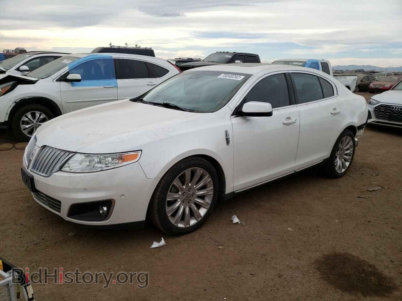 Photo 1LNHL9FT7AG604018 - LINCOLN MKS 2010