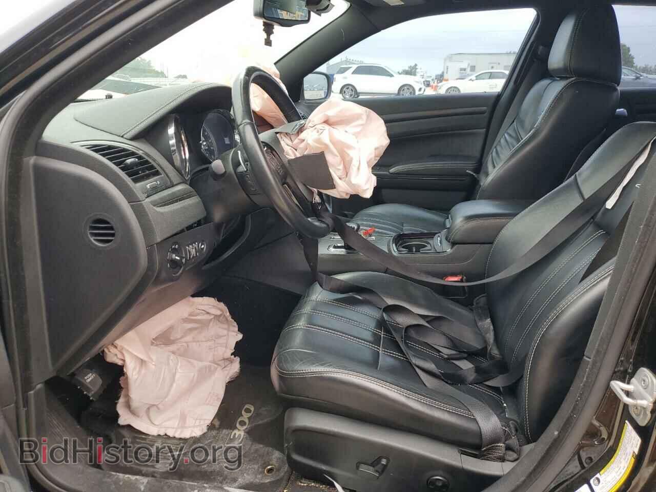 2013 CHRYSLER 300 - VIN: 2C3CCABG0DH697132 - Фото 7