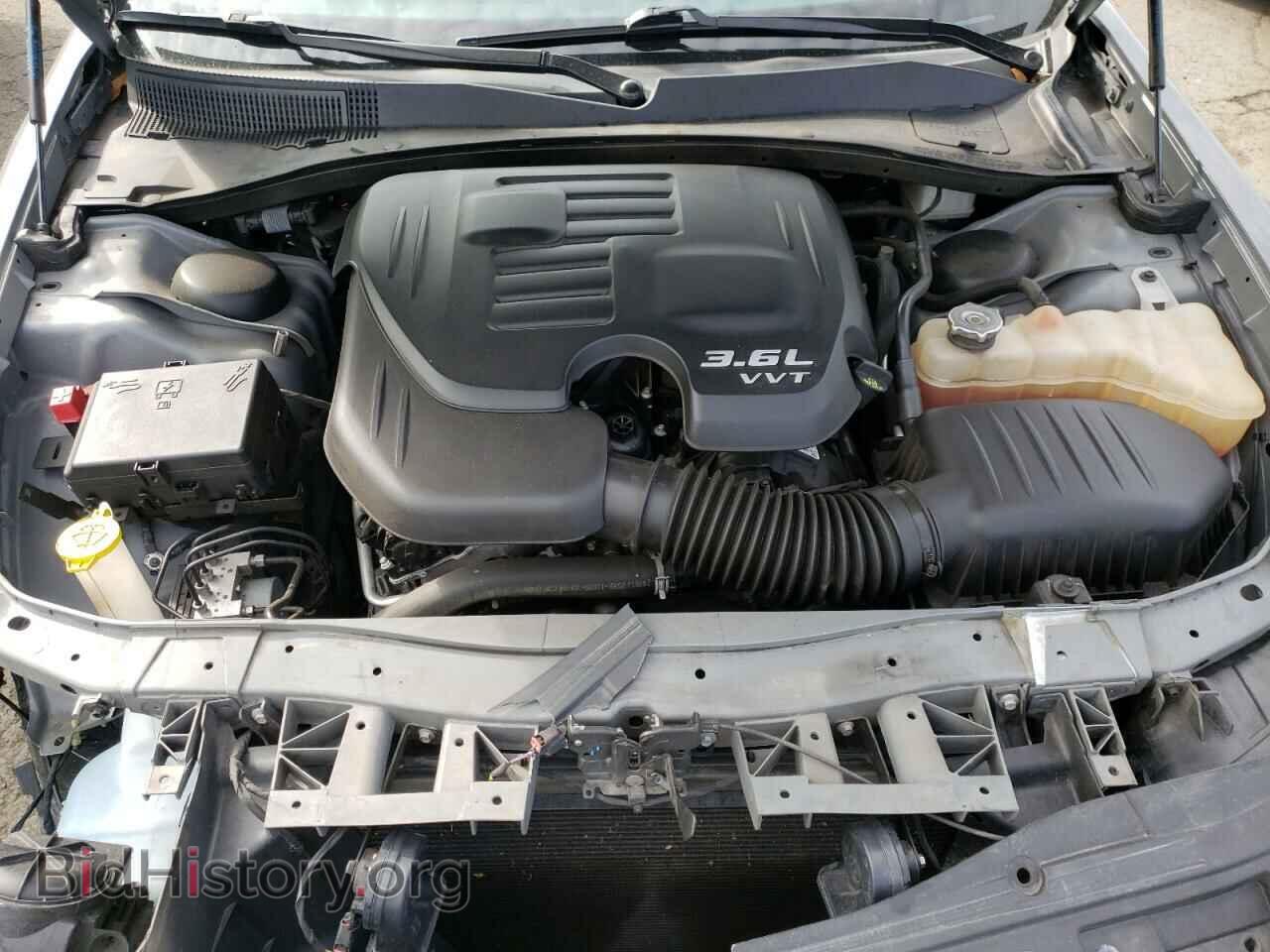 2019 CHRYSLER 300 - VIN: 2C3CCABG0KH628809 - Фото 7