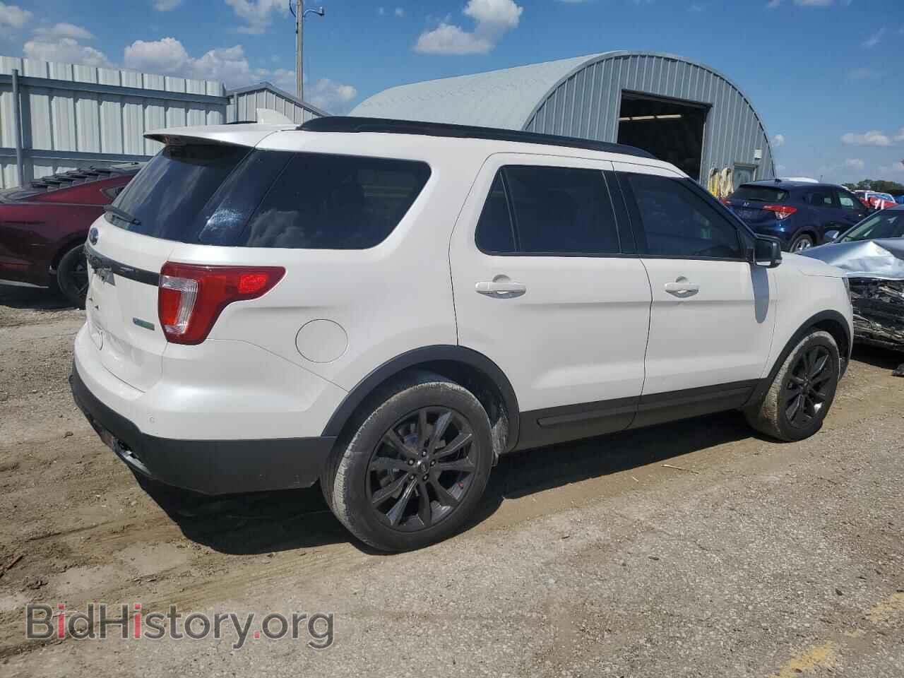 2017 FORD EXPLORER - VIN: 1FM5K7DH6HGD35464 - Фото 3