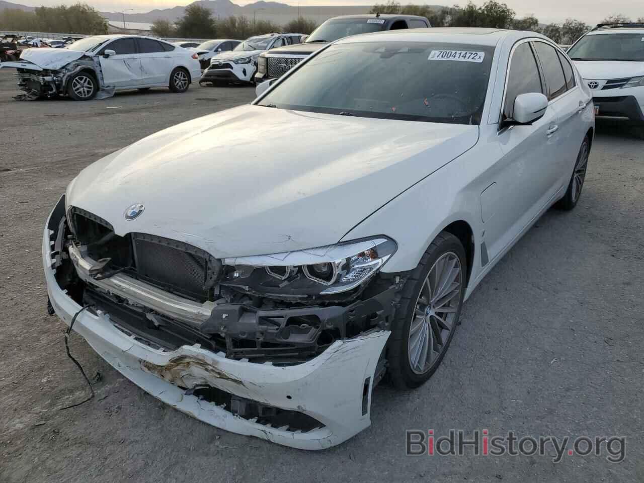 Photo WBAJA9C54JB251202 - BMW 5 SERIES 2018