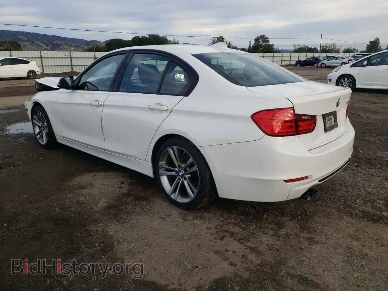 2012 BMW 3 SERIES - VIN: WBA3A5C52CF258856 - Фото 2