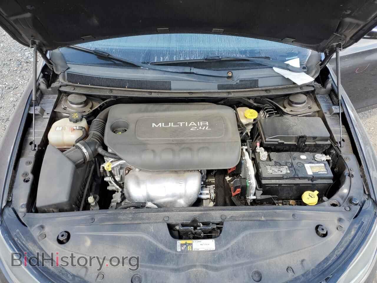 2016 CHRYSLER 200 - VIN: 1C3CCCBBXGN120085 - Photo 11