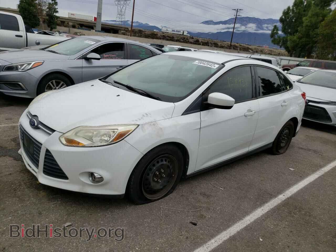 Фотография 1FAHP3F22CL227725 - FORD FOCUS 2012
