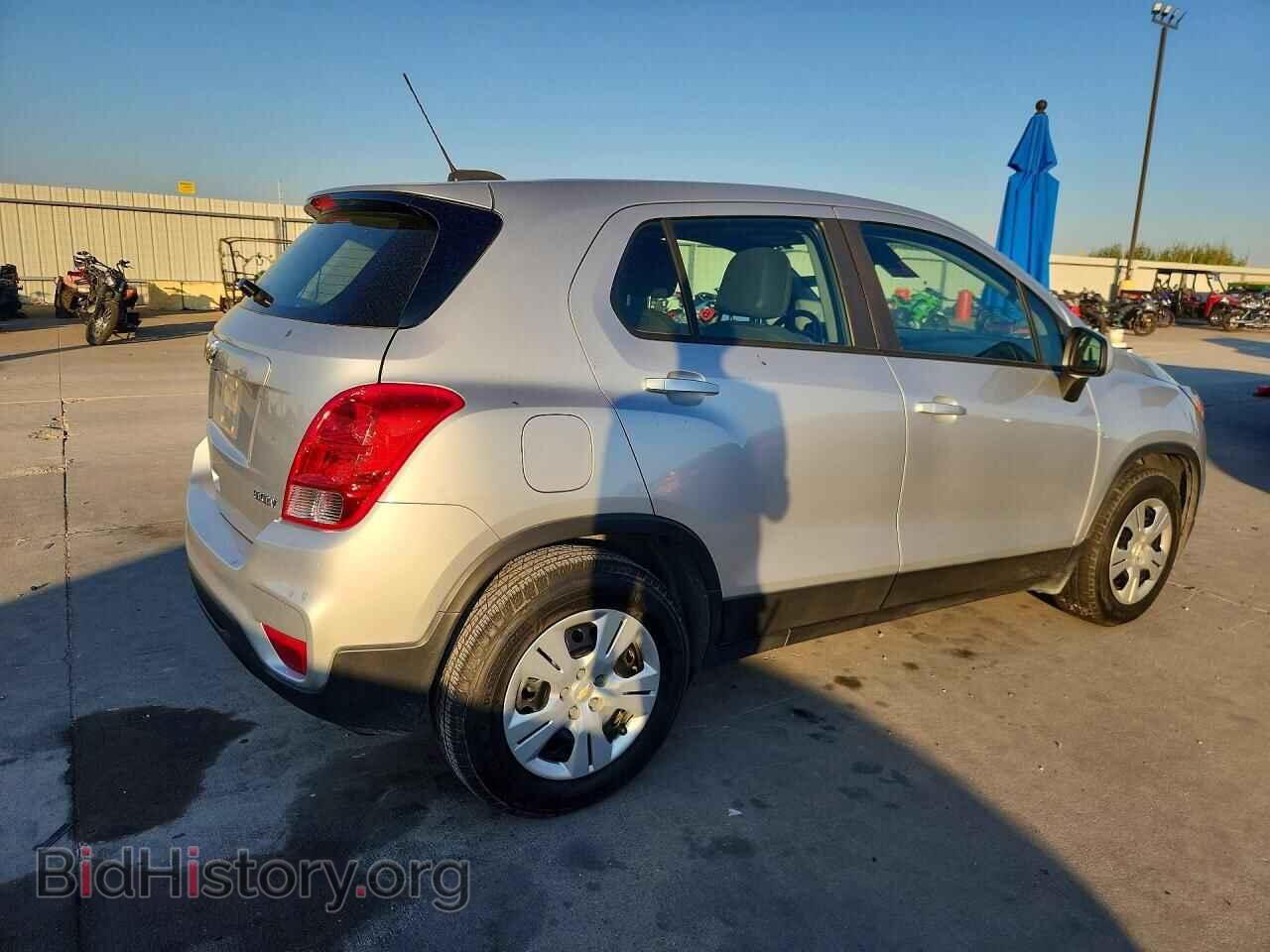 2018 CHEVROLET TRAX - VIN: KL7CJKSB5JB704167 - Photo 3