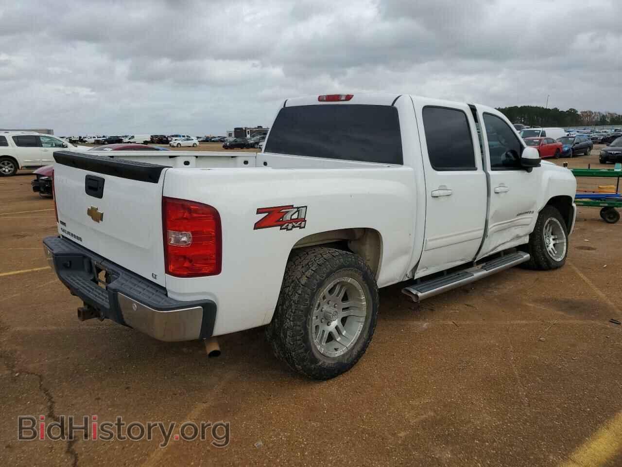 2011 CHEVROLET SILVERADO - VIN: 3GCPKSE38BG262094 - Фото 3