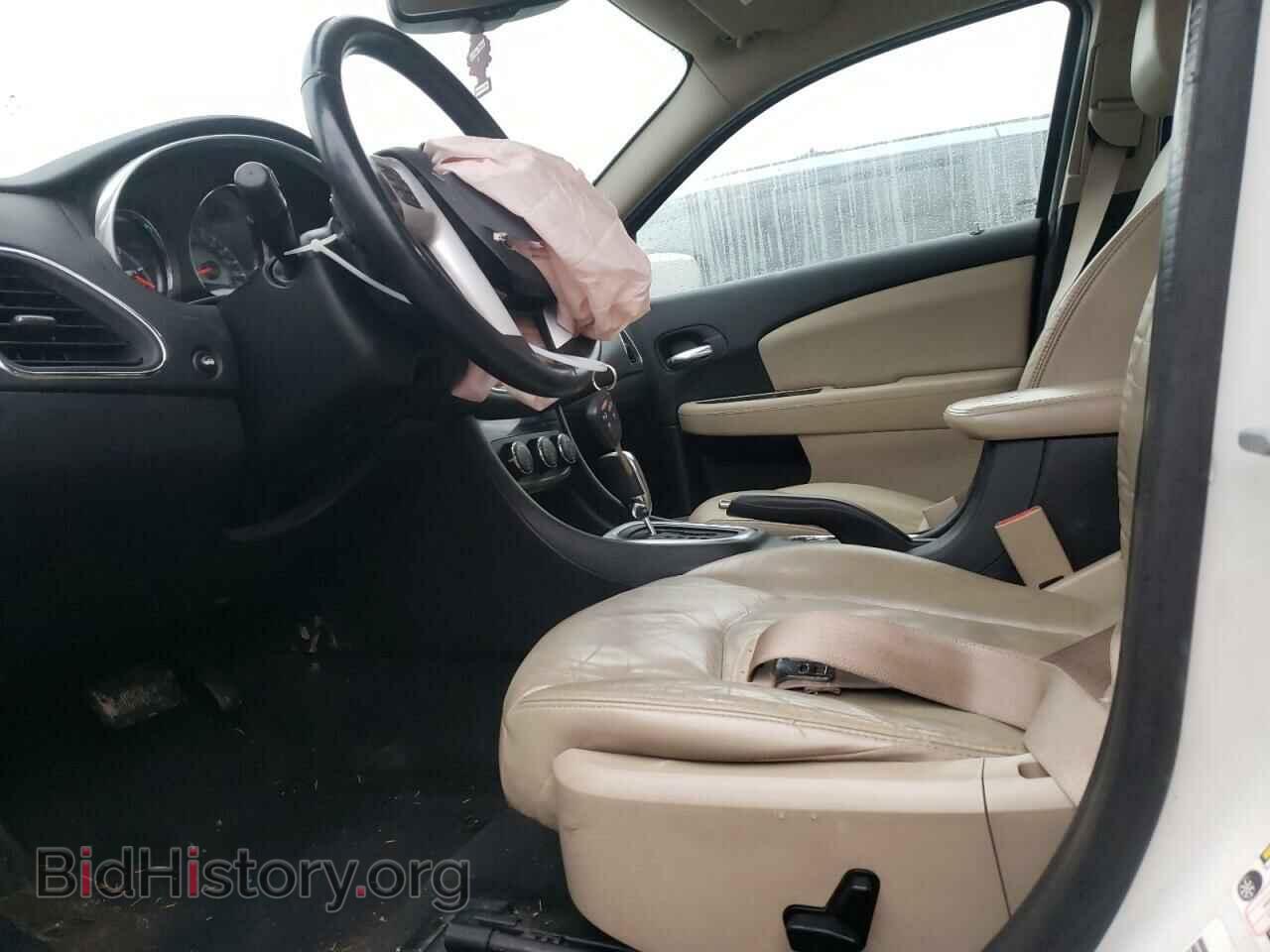 2012 CHRYSLER 200 - VIN: 1C3CCBCB8CN303780 - Фото 7