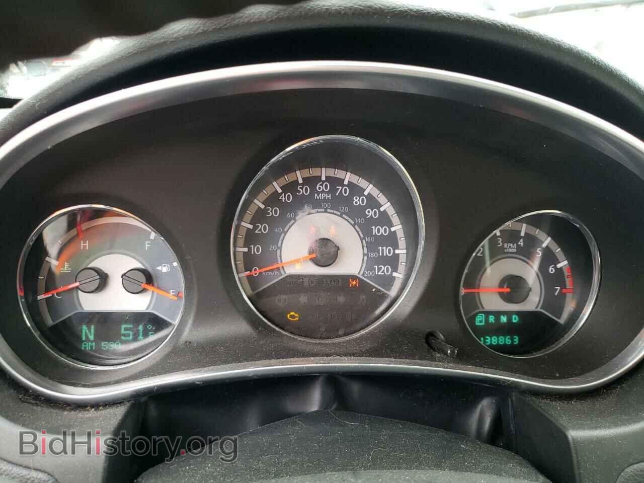 2011 CHRYSLER 200 - VIN: 1C3BC2FGXBN569559 - Фото 9