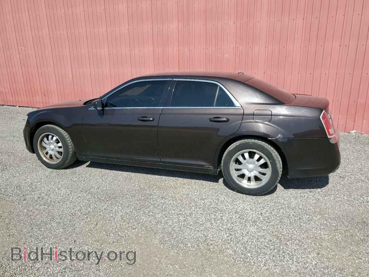 2012 CHRYSLER 300 - VIN: 2C3CCAAG2CH124524 - Фото 2