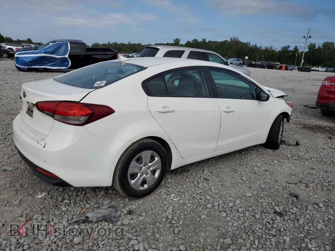 2017 KIA FORTE - VIN: 3KPFK4A74HE050538 - Фото 3