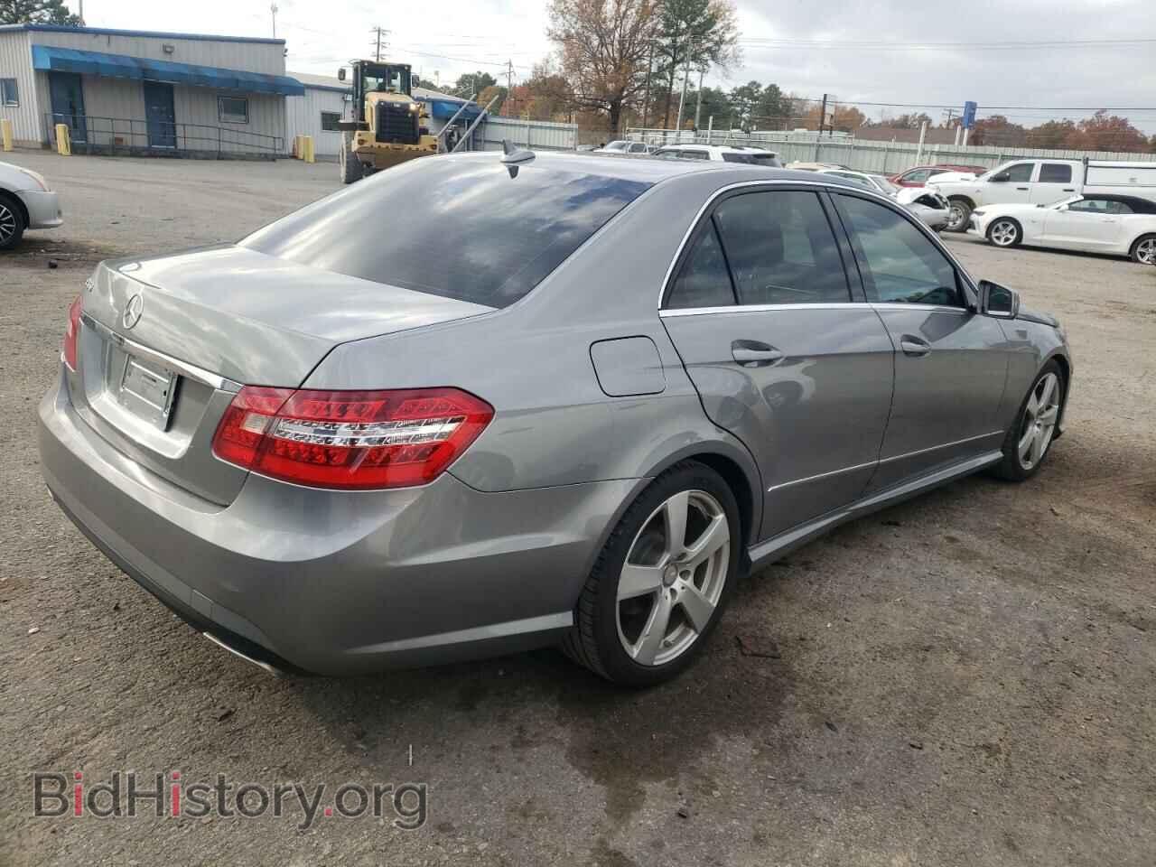 2011 MERCEDES-BENZ E-CLASS - VIN: WDDHF5GBXBA410460 - Фото 3