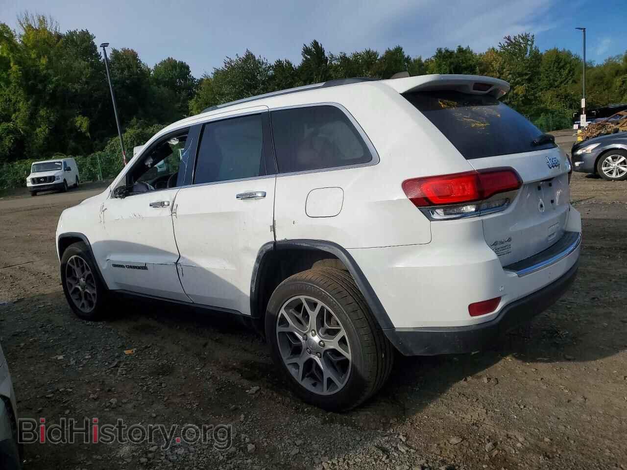 2020 Jeep CHEROKEE (VIN 1C4RJFBG3LC227364) — фото 2 из 13