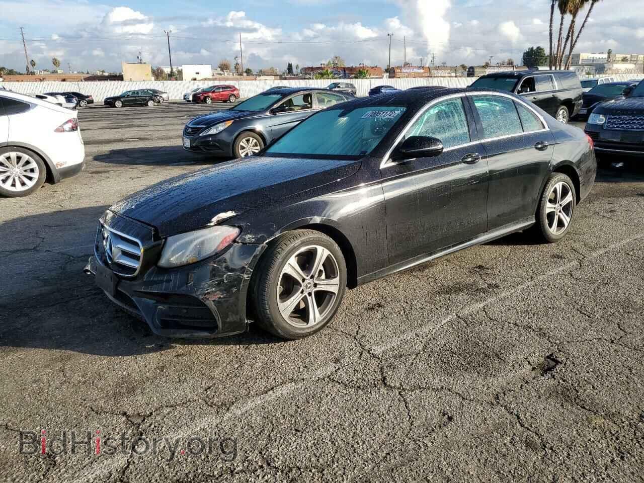 Фотография WDDZF4JB8KA523671 - MERCEDES-BENZ E-CLASS 2019