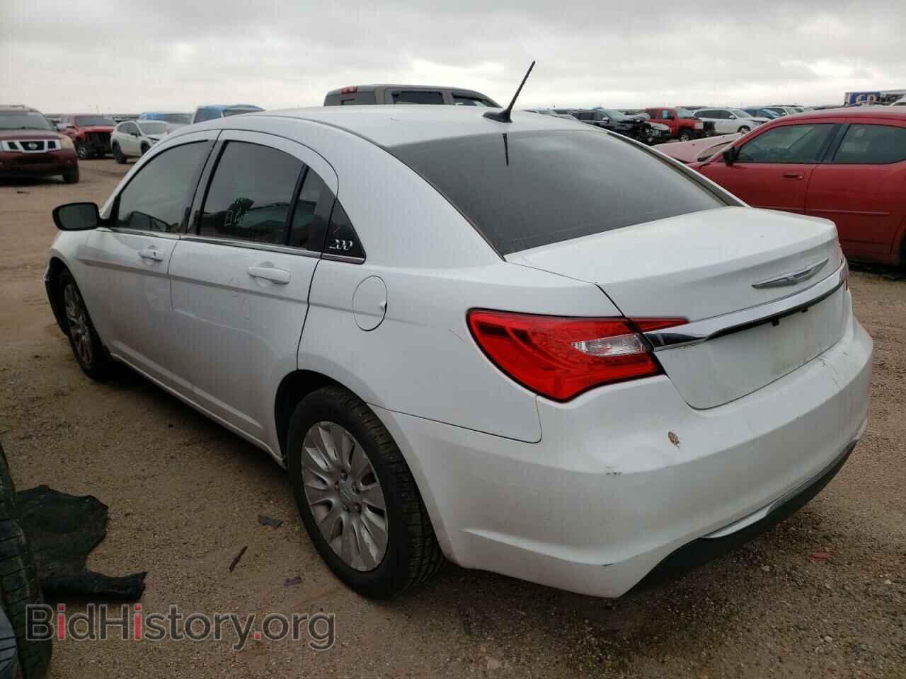 2012 CHRYSLER 200 - VIN: 1C3CCBAB1CN244669 - Фото 2