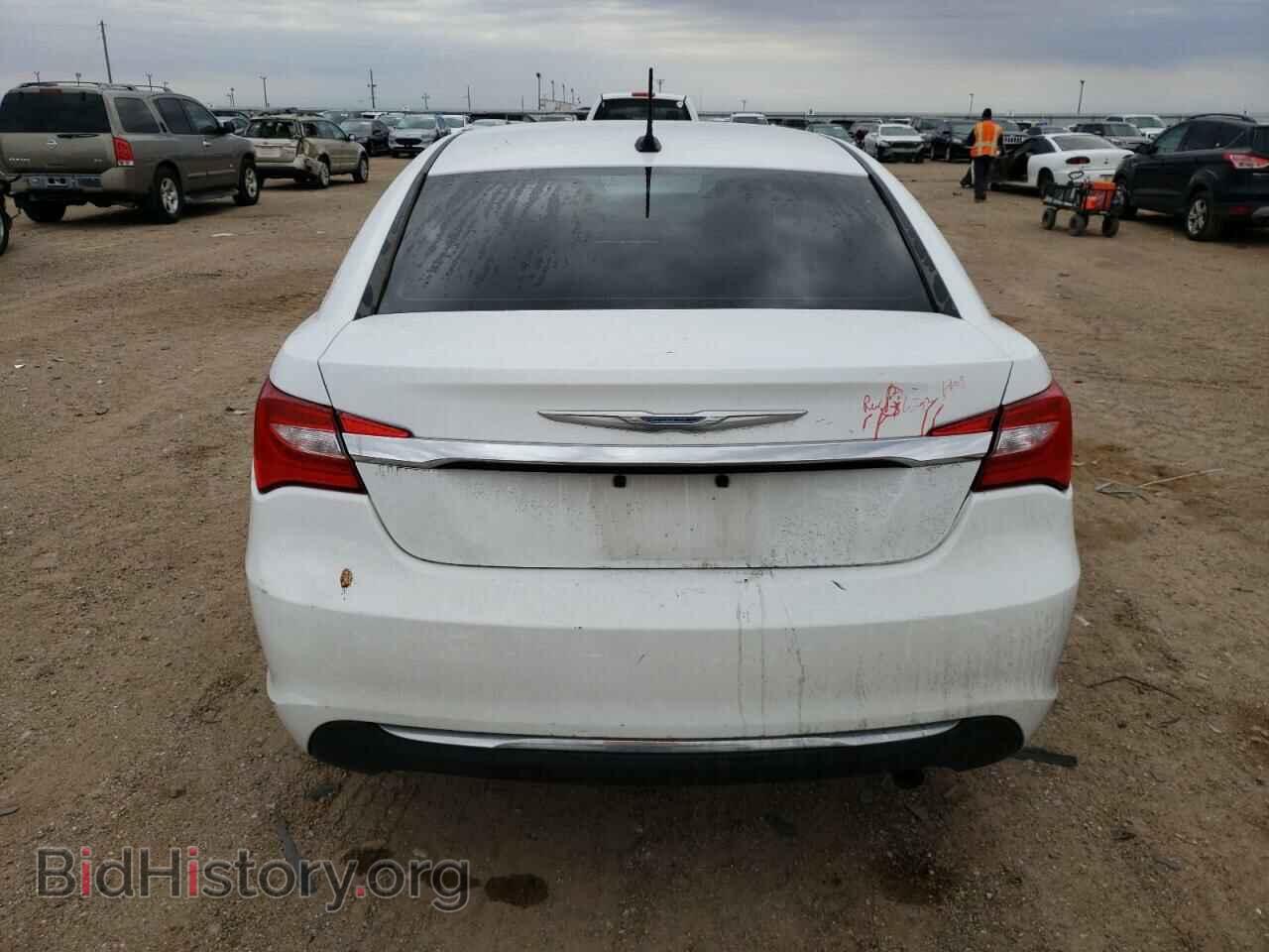 2012 CHRYSLER 200 - VIN: 1C3CCBAB1CN244669 - Фото 6