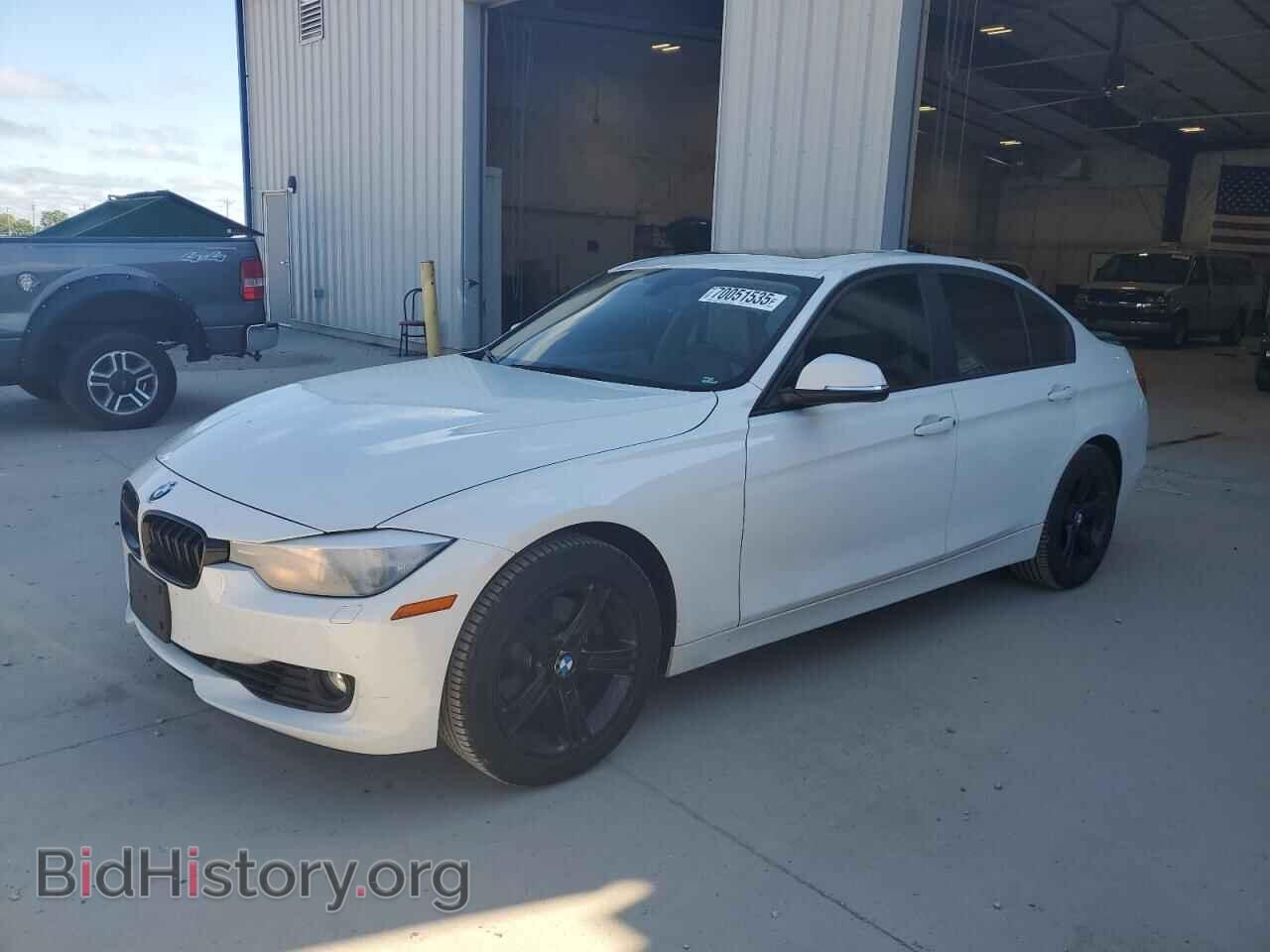 Фотография WBA3B3C56DF530084 - BMW 3 SERIES 2013