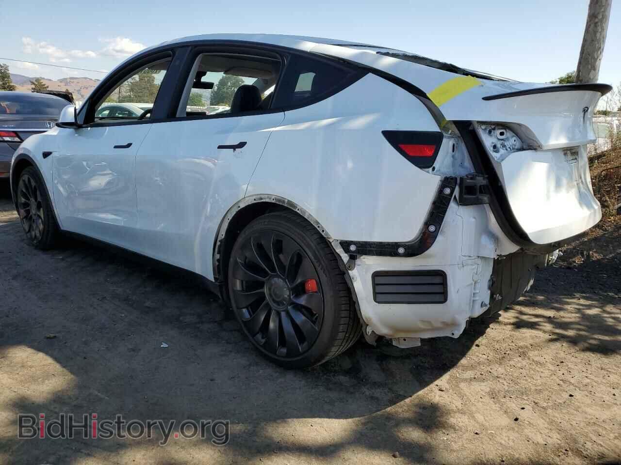 2022 TESLA MODEL Y - VIN: 7SAYGDEF1NF488034 - Фото 2