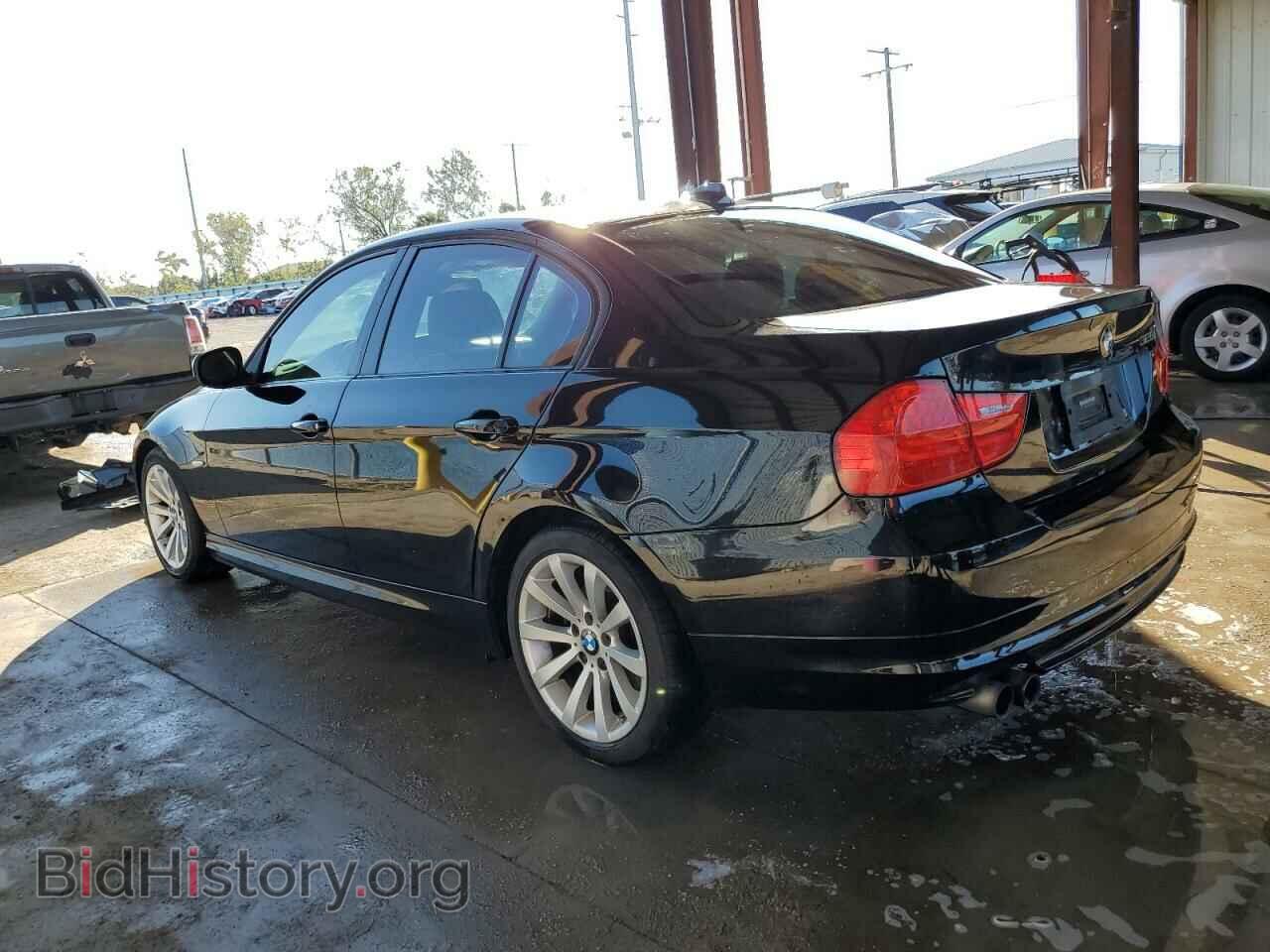 2011 BMW 3 SERIES - VIN: WBAPH7C57BE678545 - Фото 2