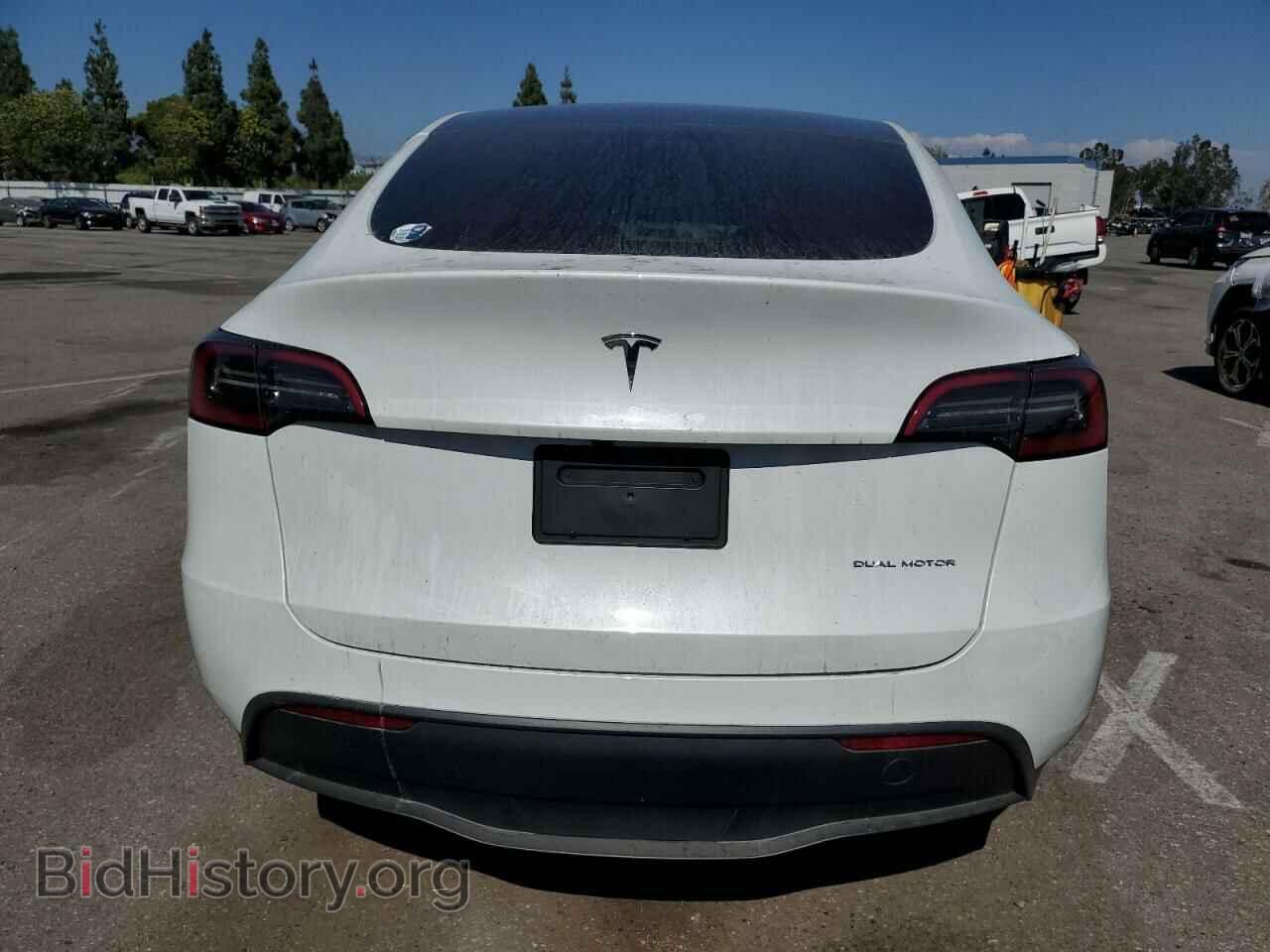 2024 TESLA MODEL Y - VIN: 7SAYGDEEXRF090916 - Фото 6