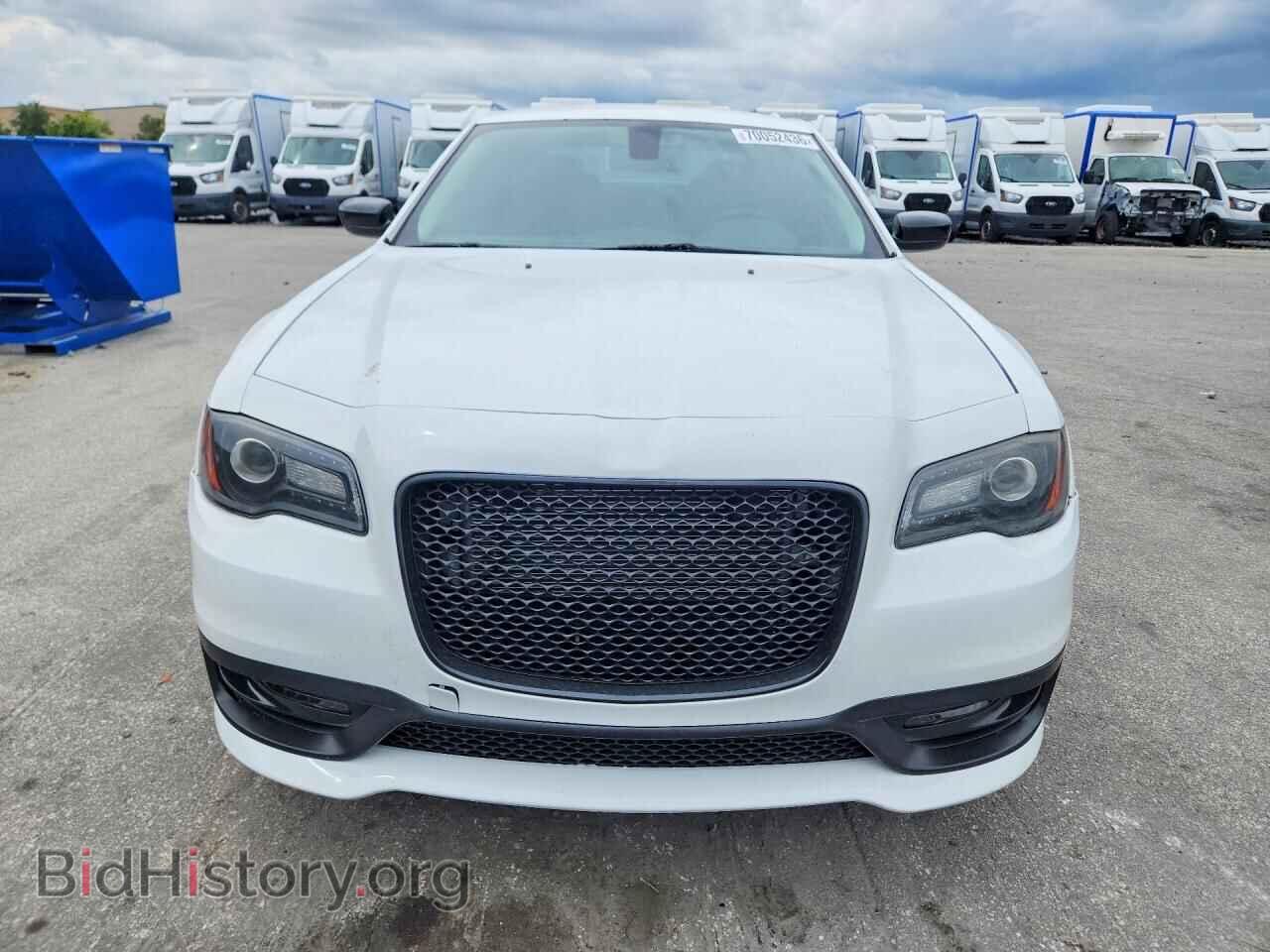 2019 CHRYSLER 300 - VIN: 2C3CCAAG1KH729049 - Photo 5