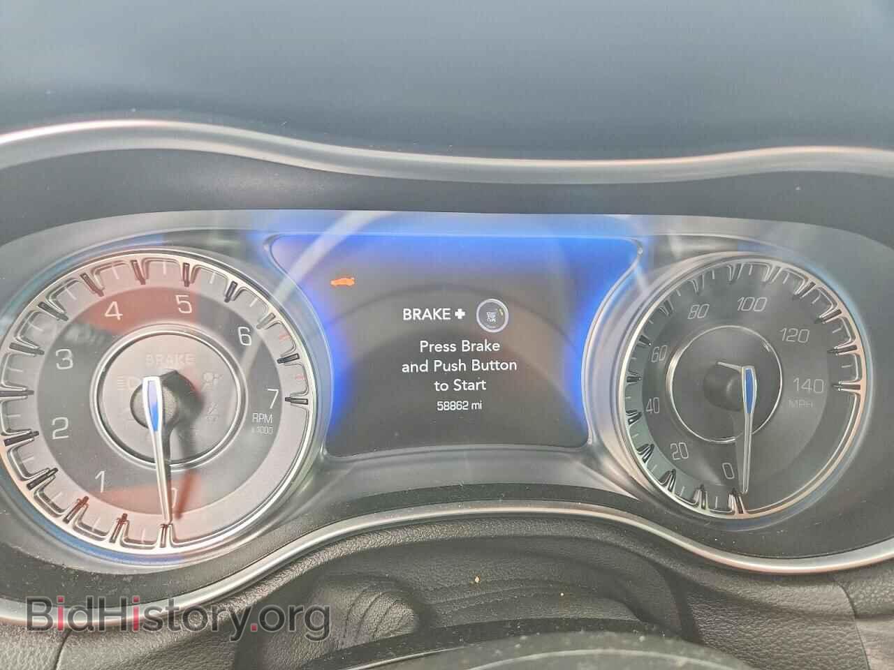 2019 CHRYSLER 300 - VIN: 2C3CCAAG1KH729049 - Photo 9