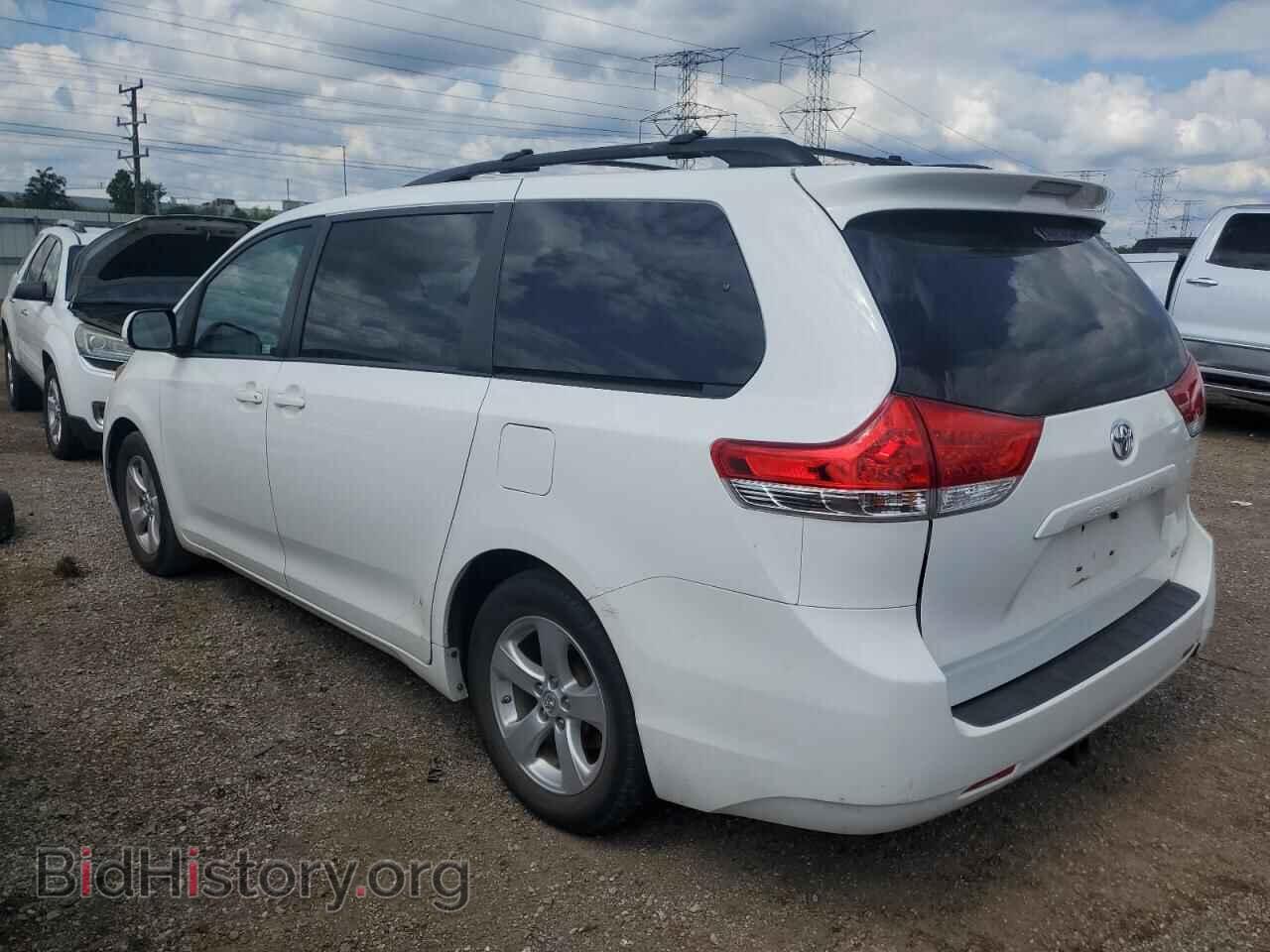 2013 TOYOTA All Models - VIN: 5TDKK3DC2DS292665 - Фото 2