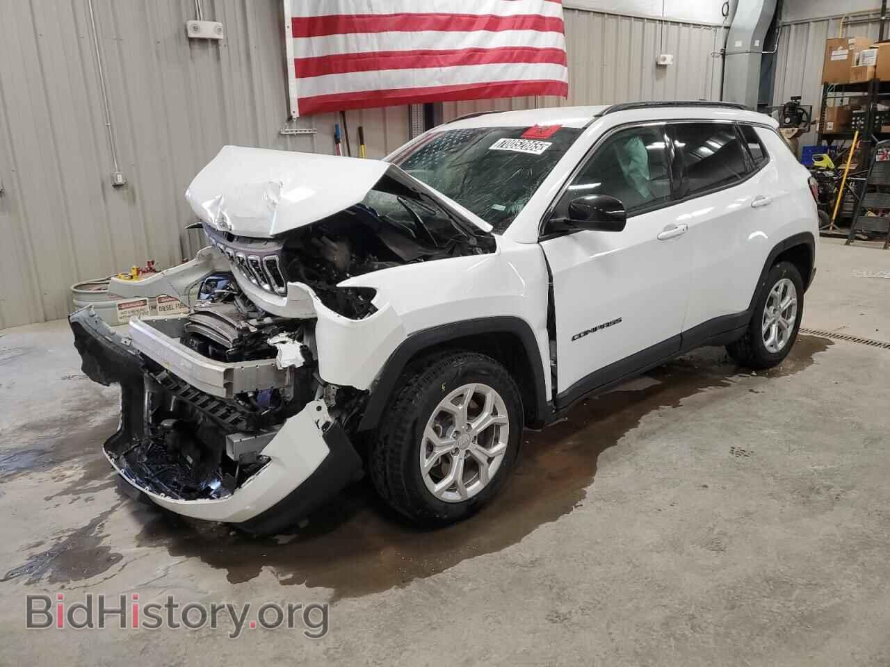Photo 3C4NJDBN9RT110631 - JEEP COMPASS 2024