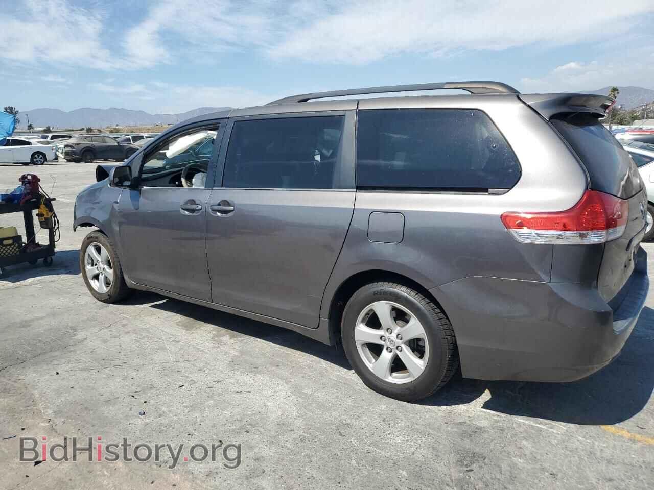 2012 TOYOTA All Models - VIN: 5TDKK3DC6CS266956 - Фото 2