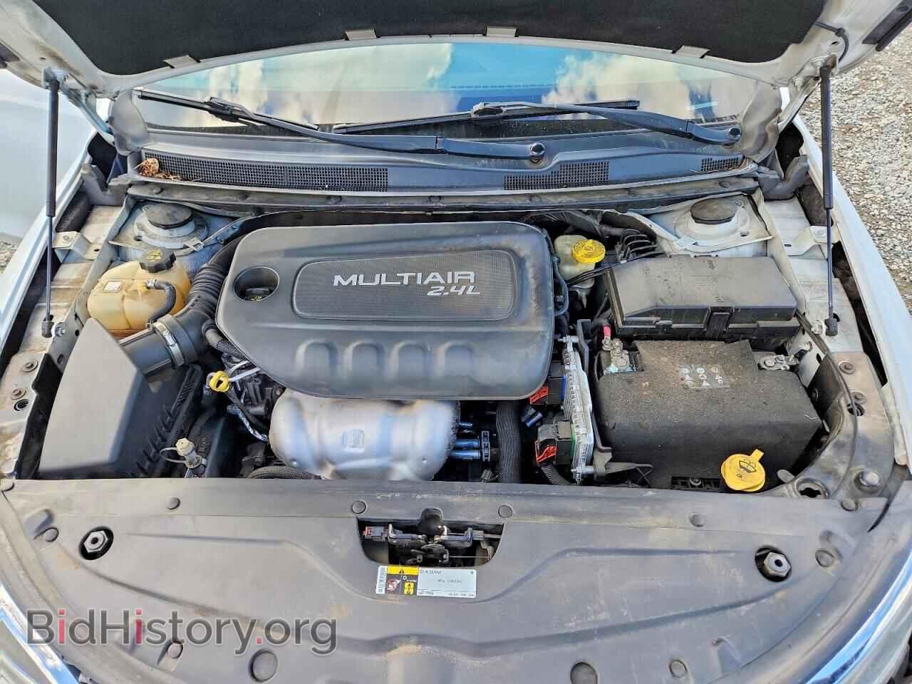 2015 CHRYSLER 200 - VIN: 1C3CCCCB1FN661846 - Photo 11