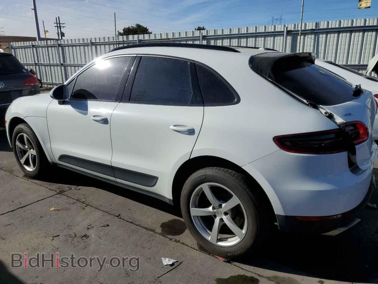 2017 PORSCHE MACAN - VIN: WP1AA2A50HLB06822 - Photo 2