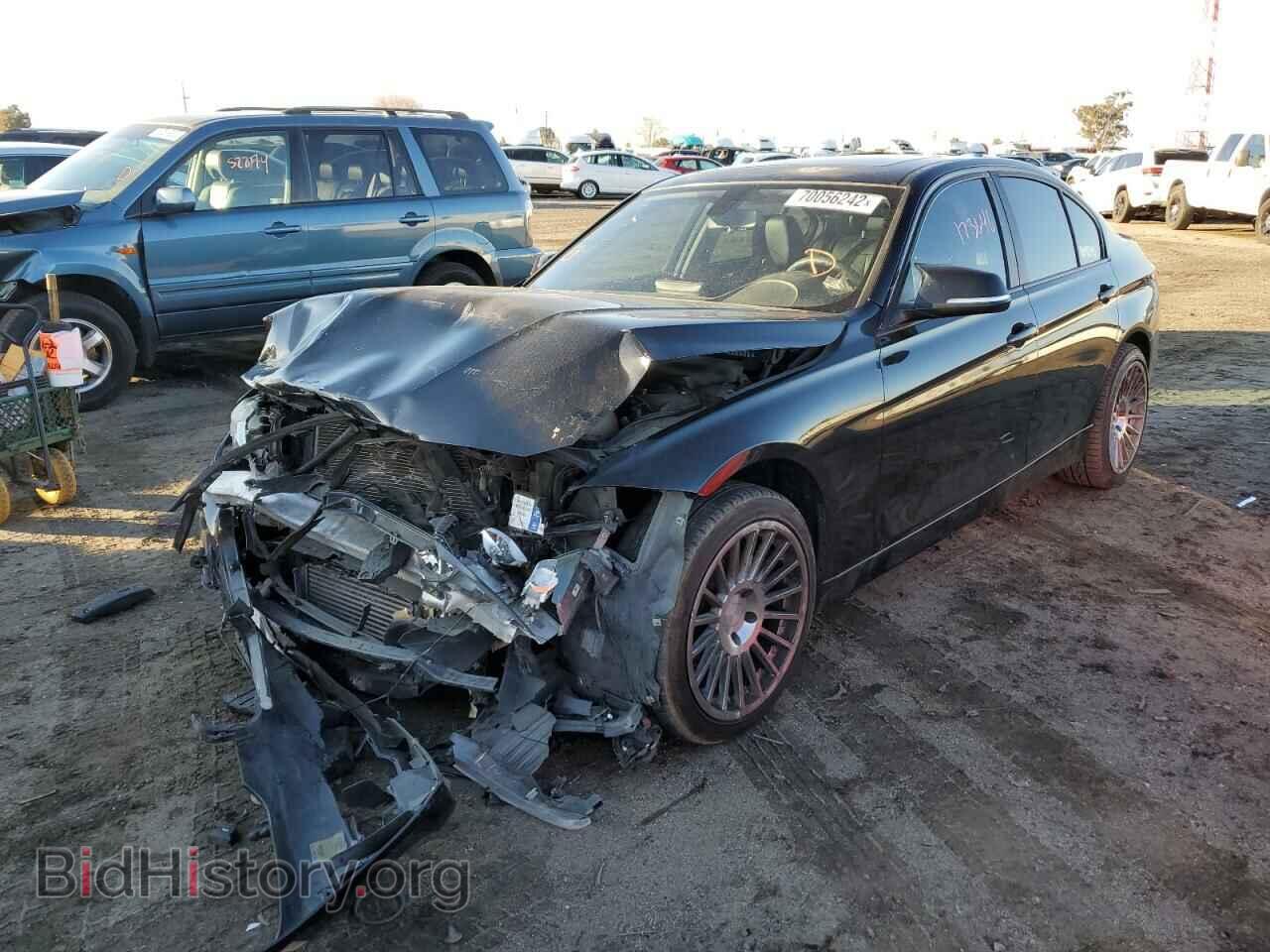 Photo WBA3A5C54DF602687 - BMW 3 SERIES 2013