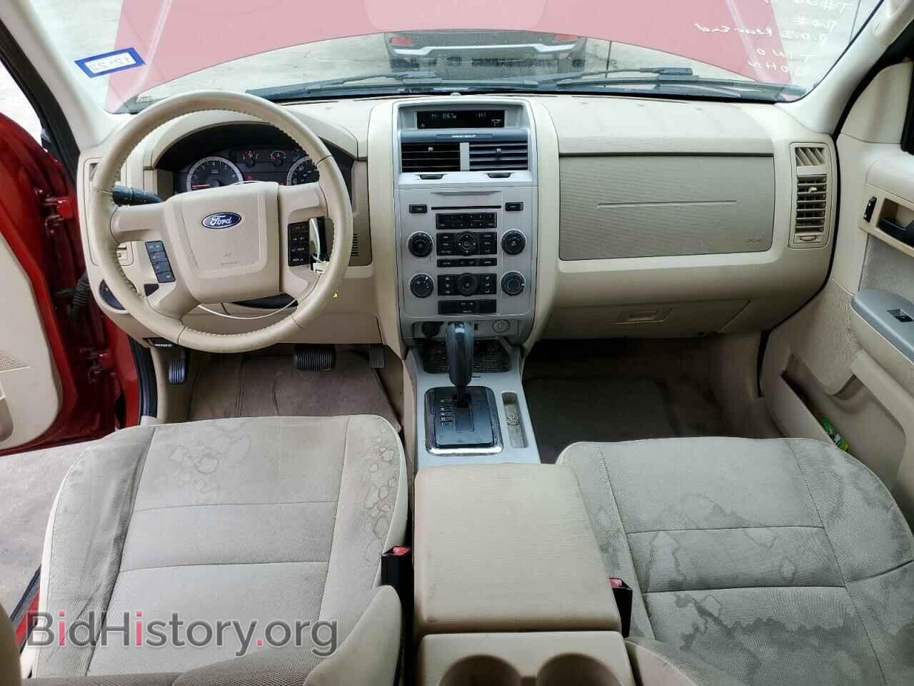 2011 FORD ESCAPE - VIN: 1FMCU0D70BKA63109 - Фото 8