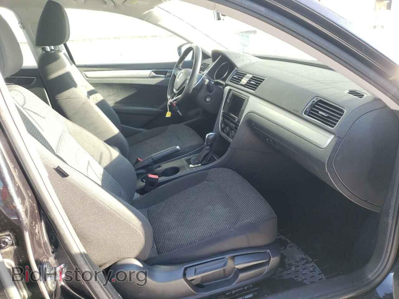 2018 VOLKSWAGEN PASSAT - VIN: 1VWAA7A32JC031301 - Фото 5