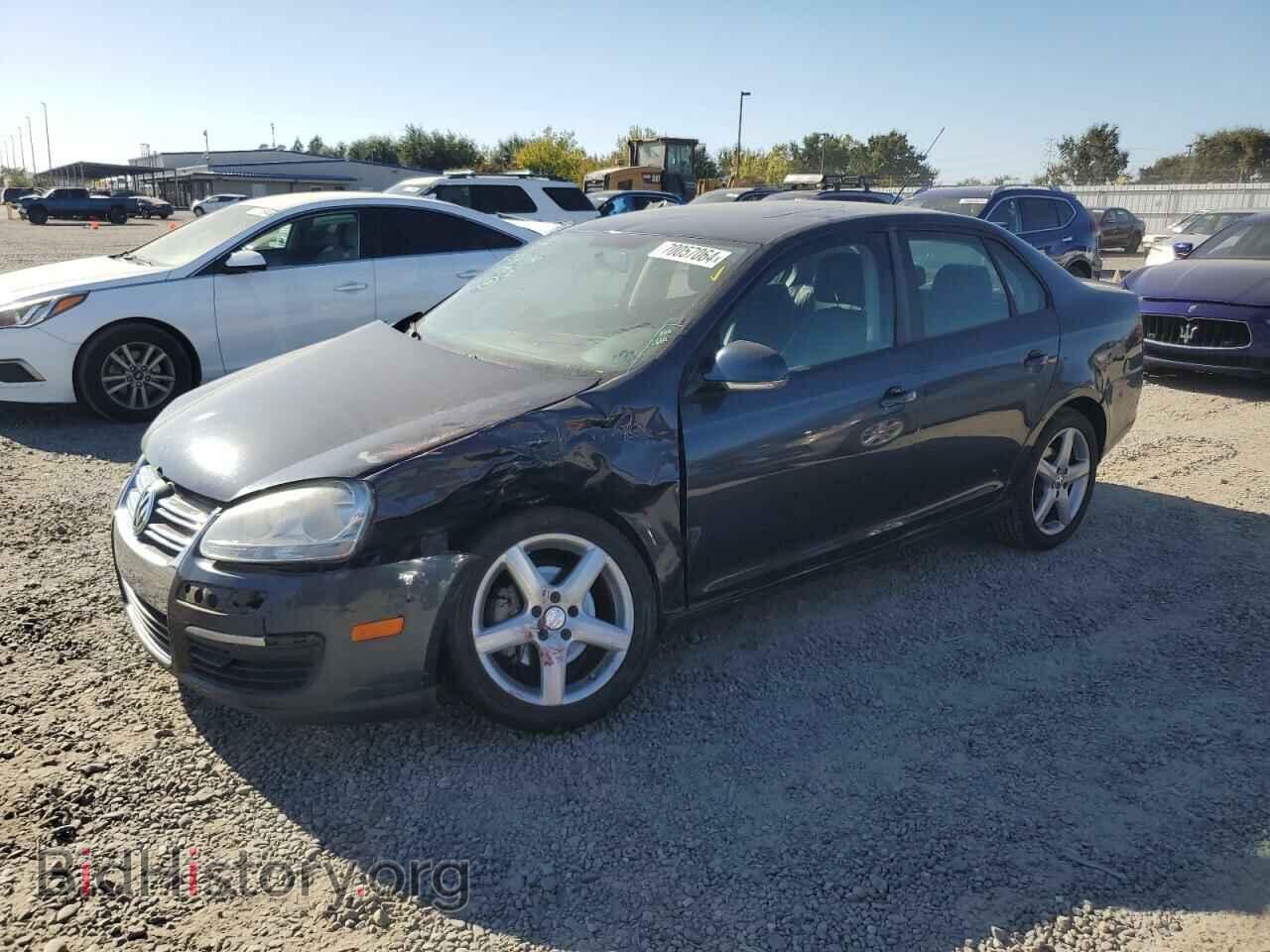 Фотография 3VWRZ7AJ6AM151367 - VOLKSWAGEN JETTA 2010