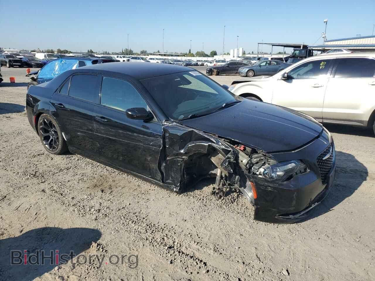 2019 CHRYSLER 300 - VIN: 2C3CCABG4KH533699 - Фото 4