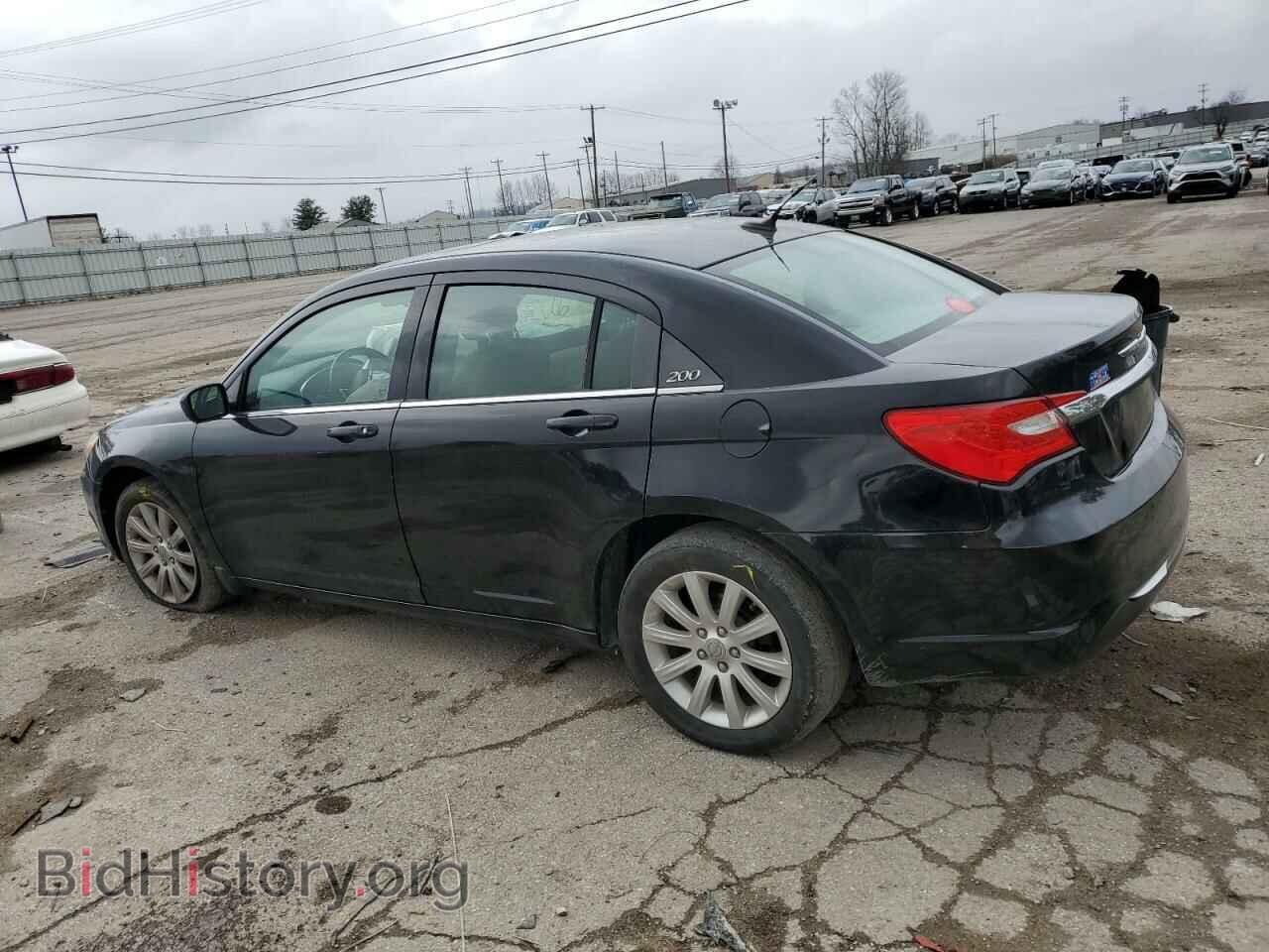 2013 CHRYSLER 200 - VIN: 1C3CCBBB2DN550358 - Фото 2