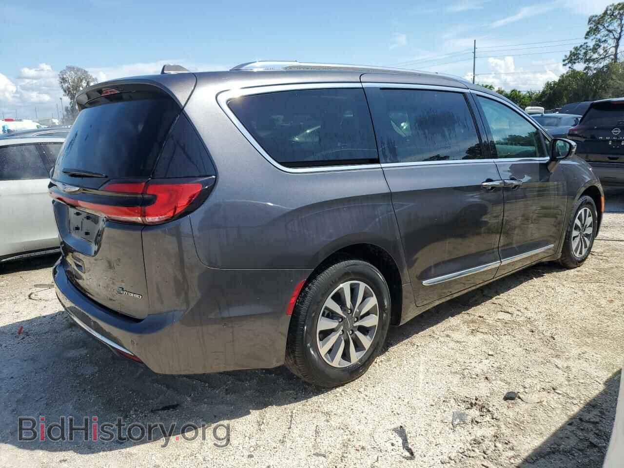 2021 CHRYSLER PACIFICA - VIN: 2C4RC1S78MR553733 - Фото 3
