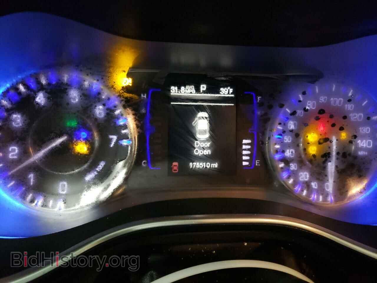 2015 CHRYSLER 200 - VIN: 1C3CCCAB9FN562226 - Фото 9