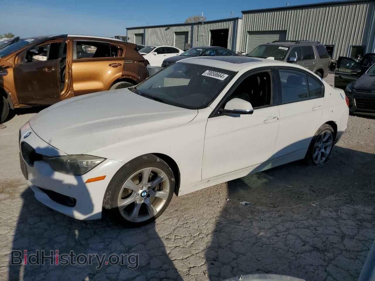 Фотография WBA3B1G50FNT06171 - BMW 3 SERIES 2015