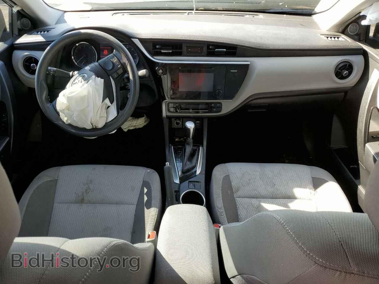 2017 TOYOTA COROLLA - VIN: 2T1BURHE2HC821135 - Фото 8