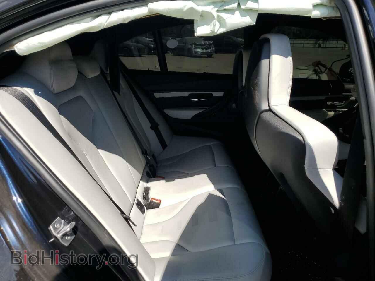 2016 BMW M3 - VIN: WBS8M9C50G5D30586 - Photo 10