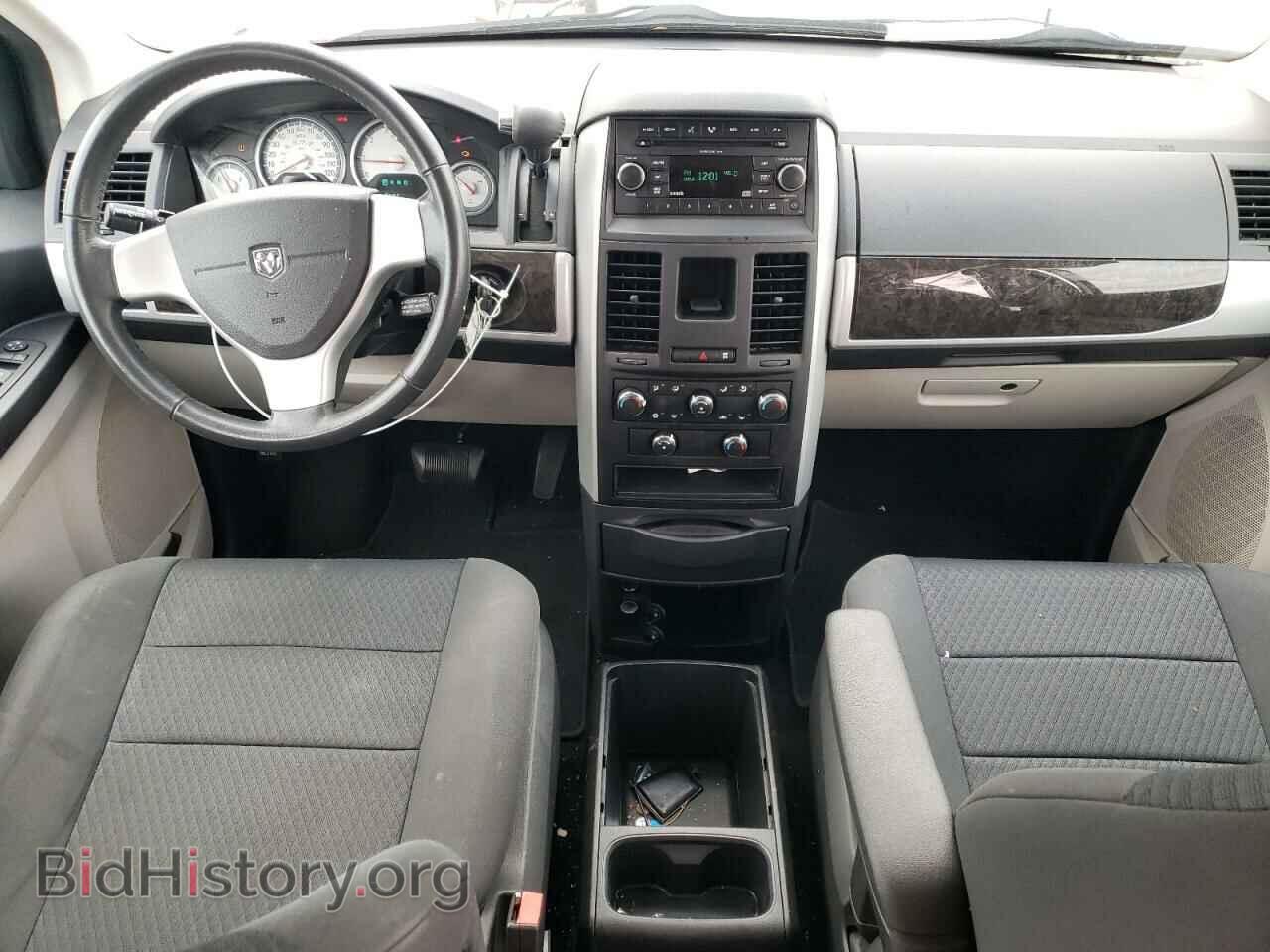 2010 DODGE CARAVAN - VIN: 2D4RN5D14AR146890 - Фото 8