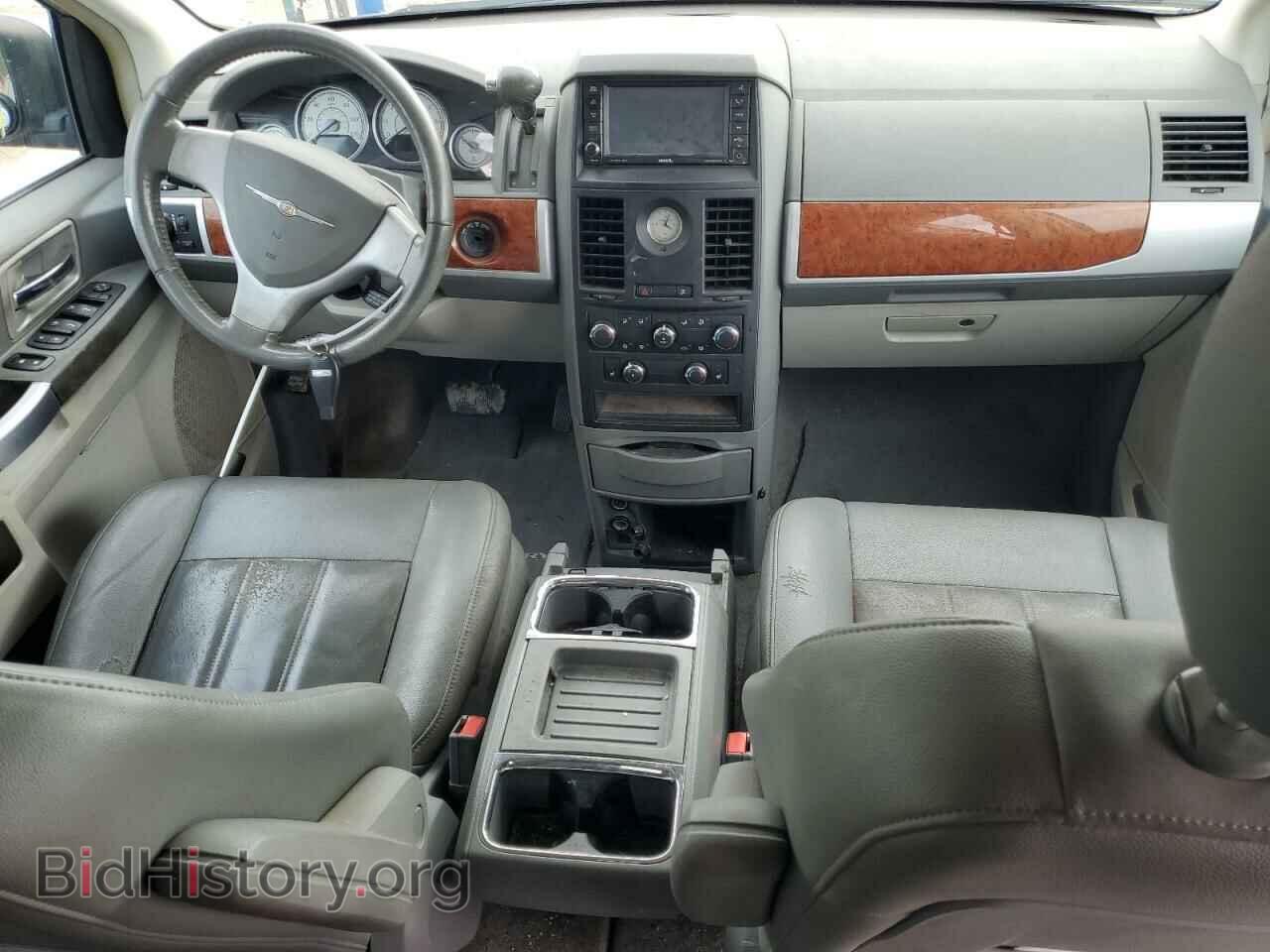 2008 CHRYSLER MINIVAN - VIN: 2A8HR54P28R600493 - Фото 8