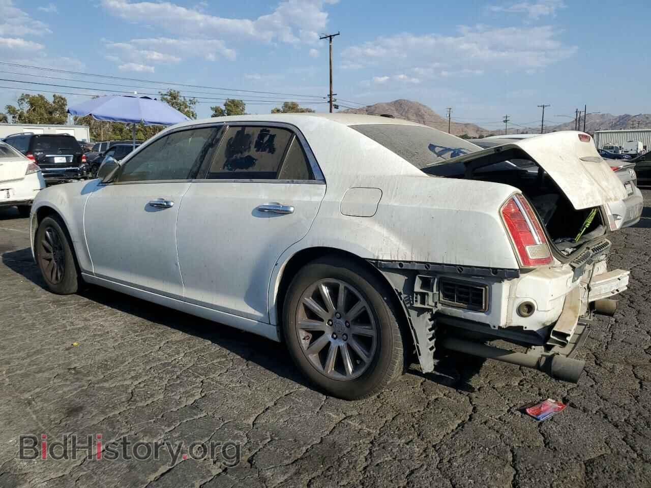 2014 CHRYSLER 300 - VIN: 2C3CCAET8EH109116 - Photo 2