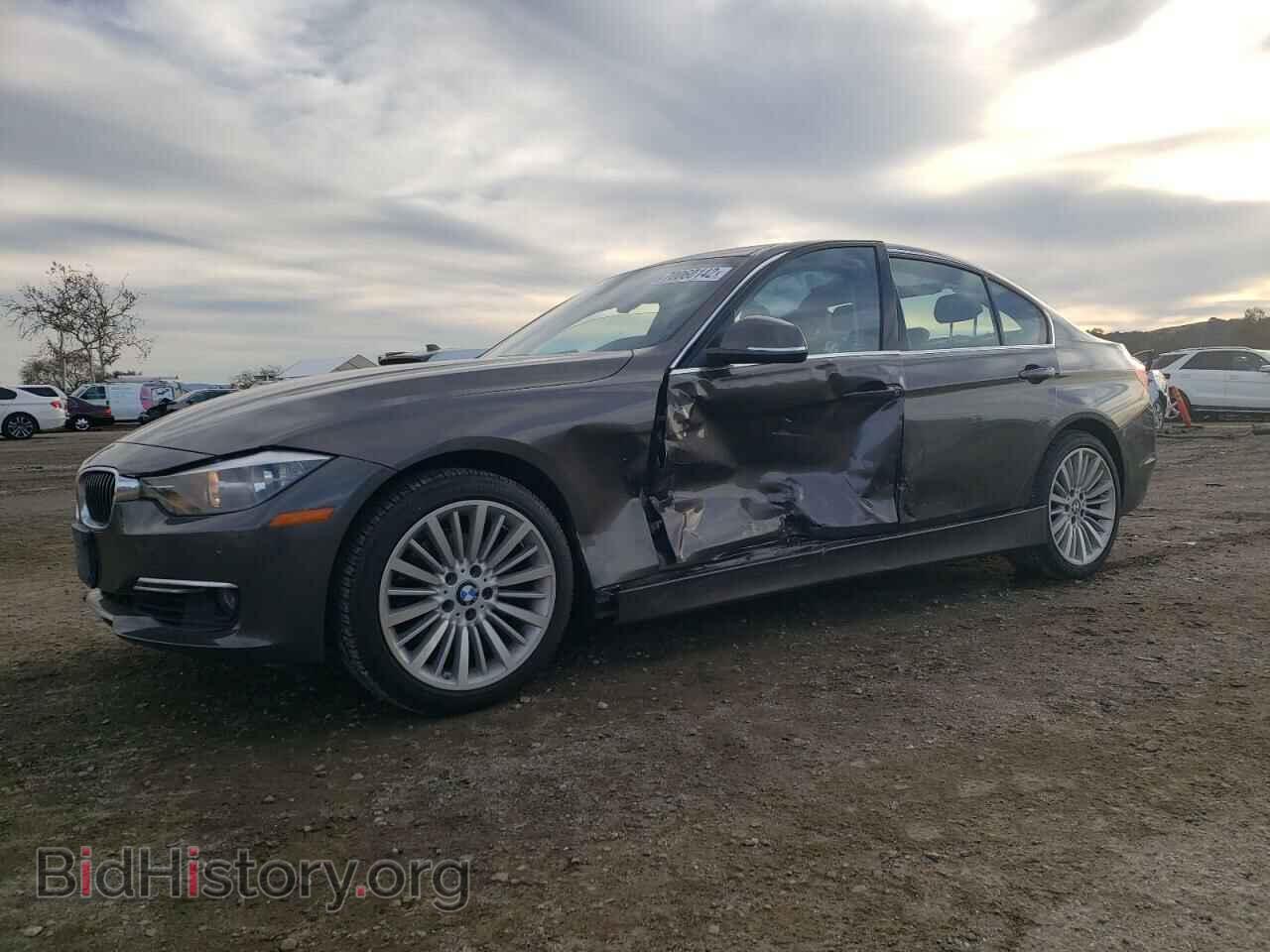 Photo WBA3C1C50DF438616 - BMW 3 SERIES 2013