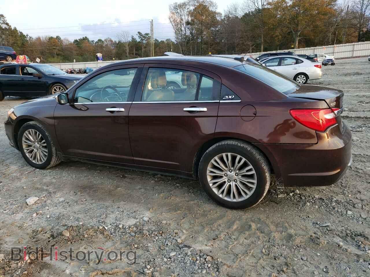 2013 CHRYSLER 200 - VIN: 1C3CCBCG8DN546602 - Фото 2