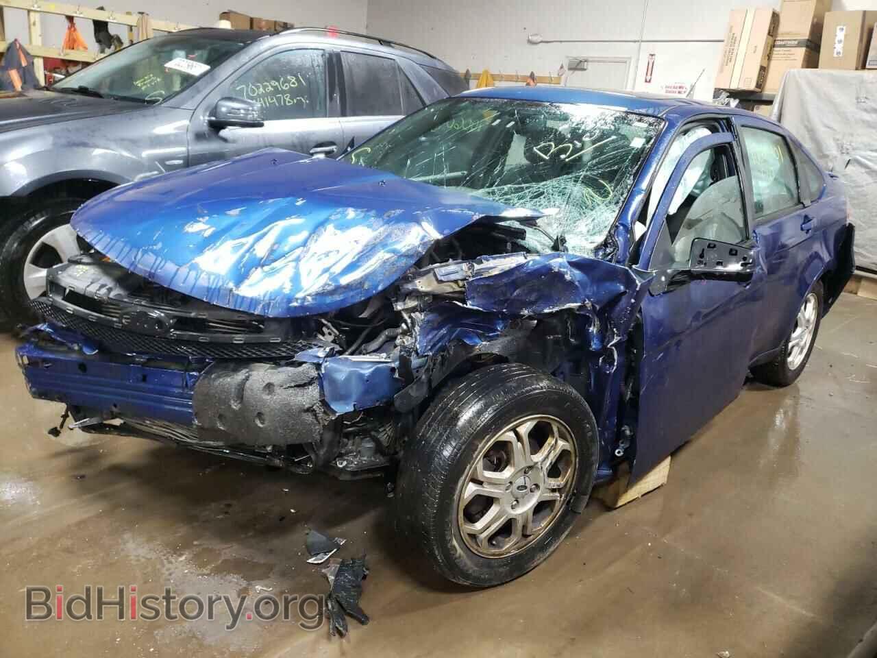 2009 FORD FOCUS - VIN: 1FAHP36N99W156945 - Фото 2
