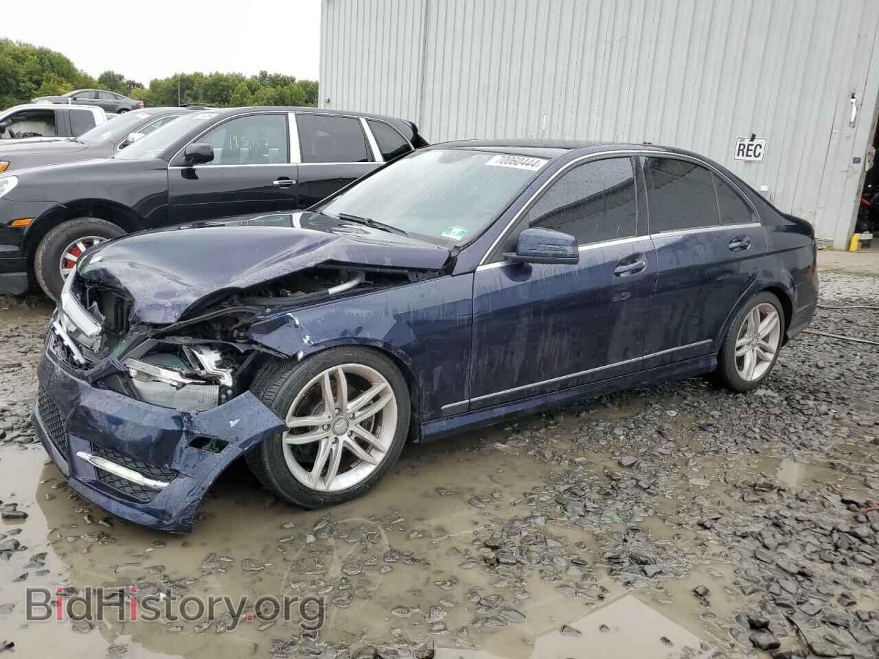 Фотография WDDGF8BBXCA706486 - MERCEDES-BENZ C-CLASS 2012